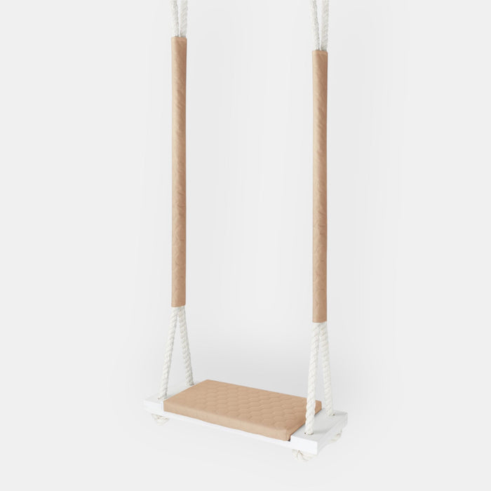 Schaukeln mit Holzbrett und wasserdichtem Sitz